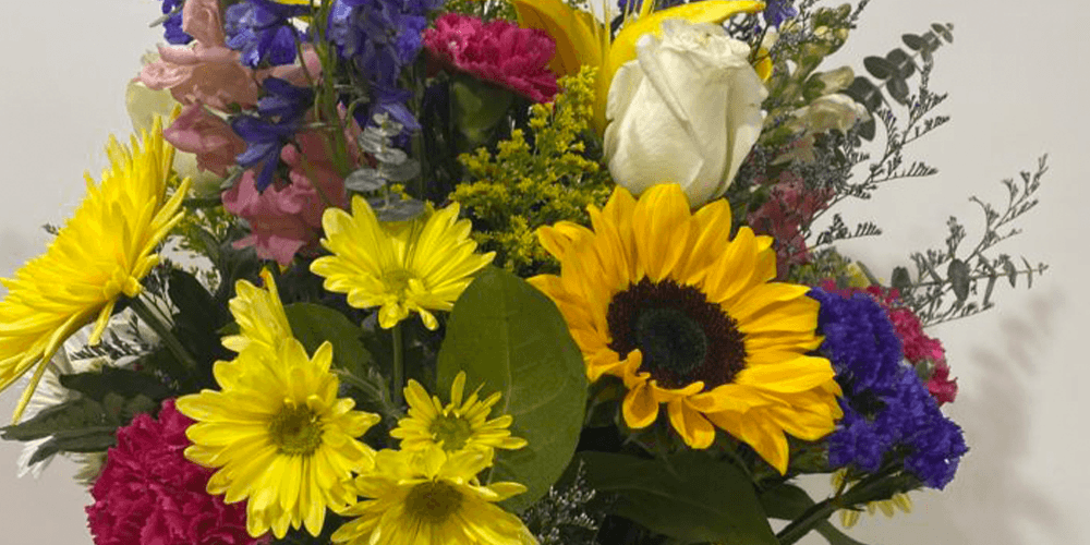 Dees Nursery _-flower arrangement